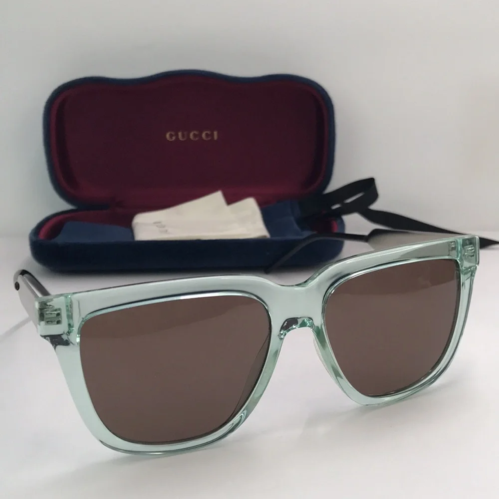 Gucci GG0976S 002 in injected material , in green rectangular/square Sunglasses